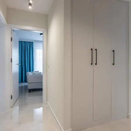 In Am Apartment